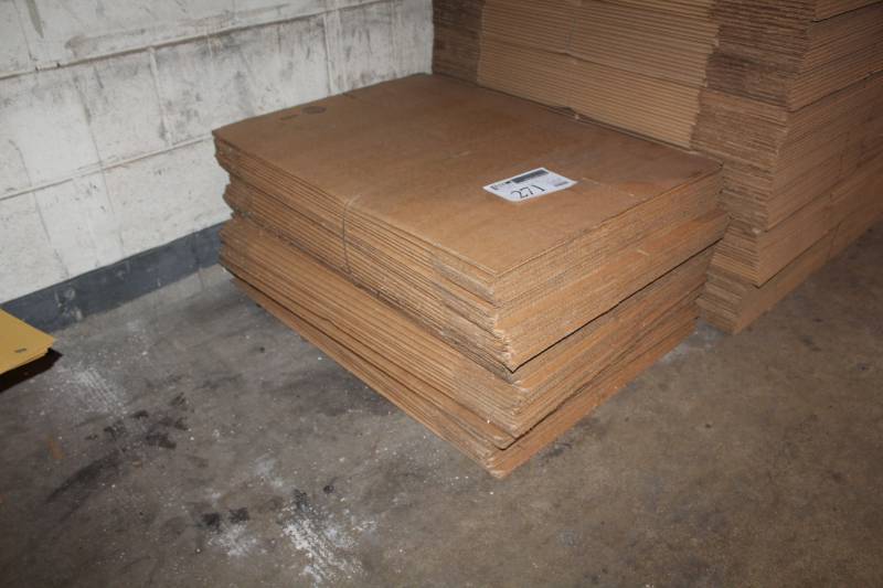 lot 271 image: Lot of (Approximately 40) Corrugated Cardboard Box Flats 13x10x22in.