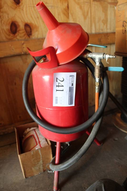 lot 241 image: Sandblaster Machine with Accessories and Supplies
