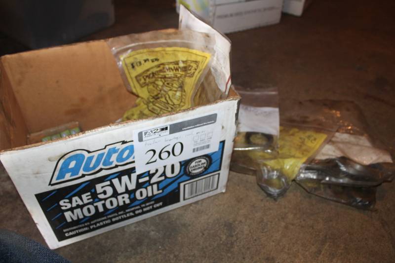 lot 260 image: Trailer Bearings, SKF Oil Seals 16667, Races