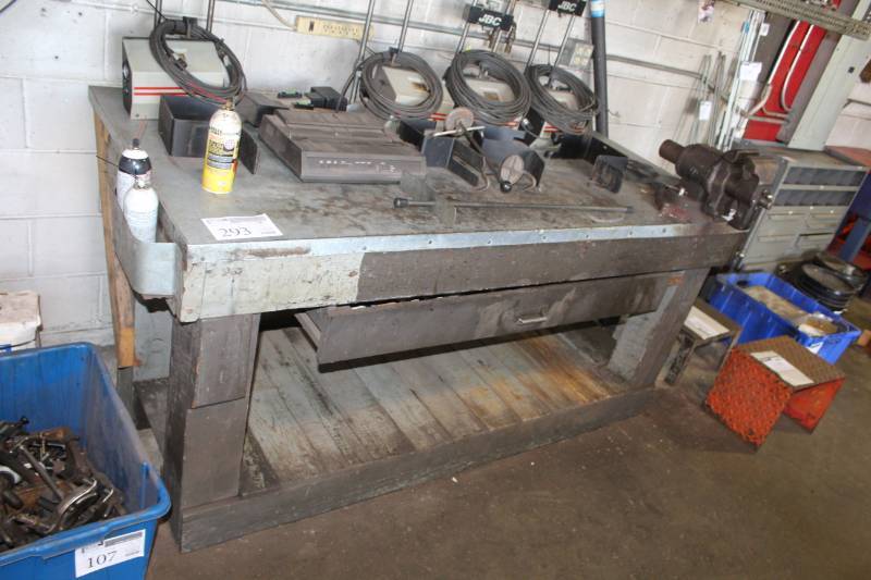 lot 293 image: Metal Top Shop Work Bench