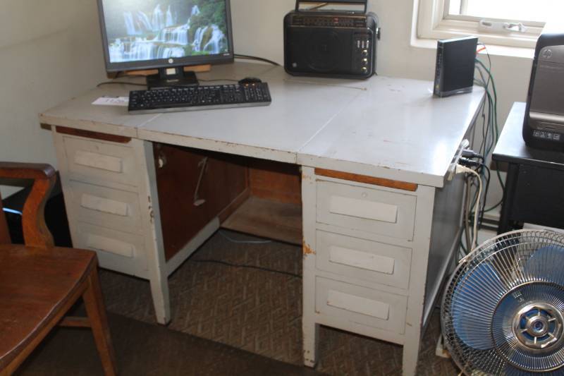 lot 1126 image: Wood Office Desk with 6-Drawers, 2-Letter Trays