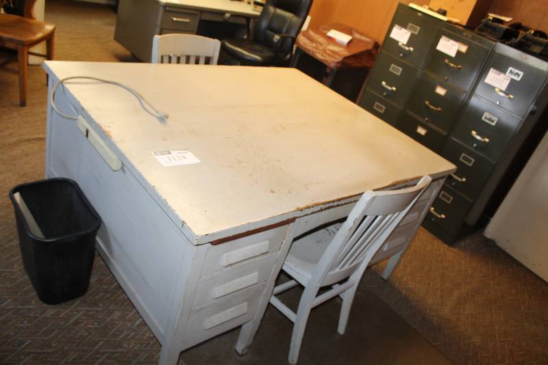 lot 1124 image: Wood Office Desk with 6-Drawers, 2-Letter Trays, 2-Wood Office Chairs