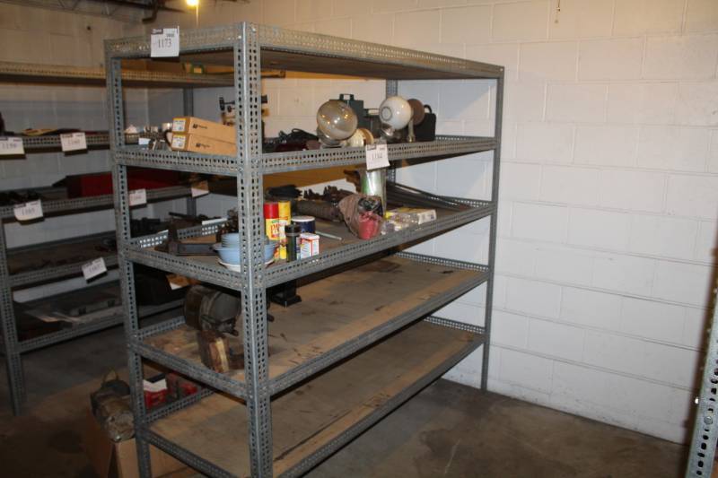 lot 1173 image: 5-Shelf Pallet Racking