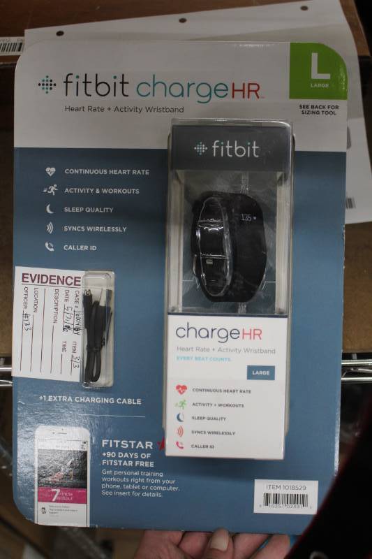 lot 79 image: Fitbit Charge HR Heart Rate and Activity Wristband