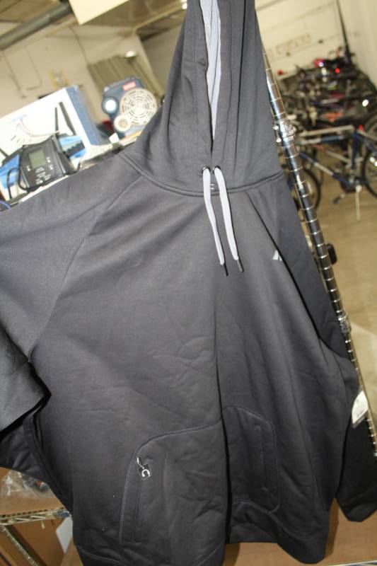 lot 122 image: Poly Tech Fleece Pullover Hood Mens Hoodie