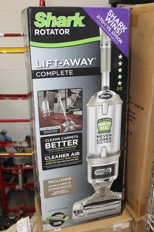 lot 87 image: Shark Rotator Lift-Away Complete Upright Vacuum