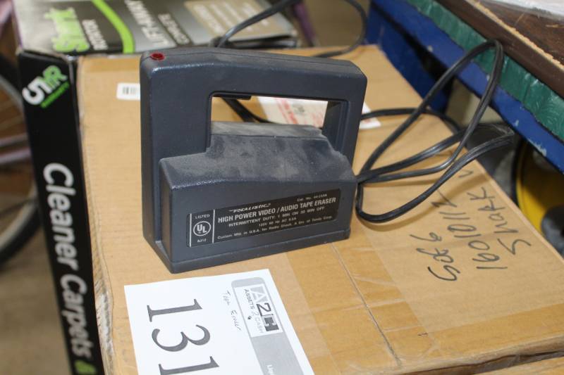 lot 131 image: Realistic High Power VideoAudio Tape Eraser