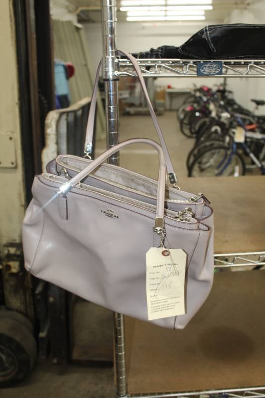 lot 140A image: Coach Womens Purse