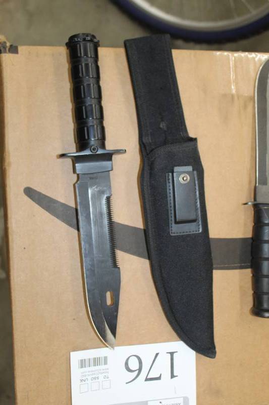 lot 176 image: Survival Knife with Sheath