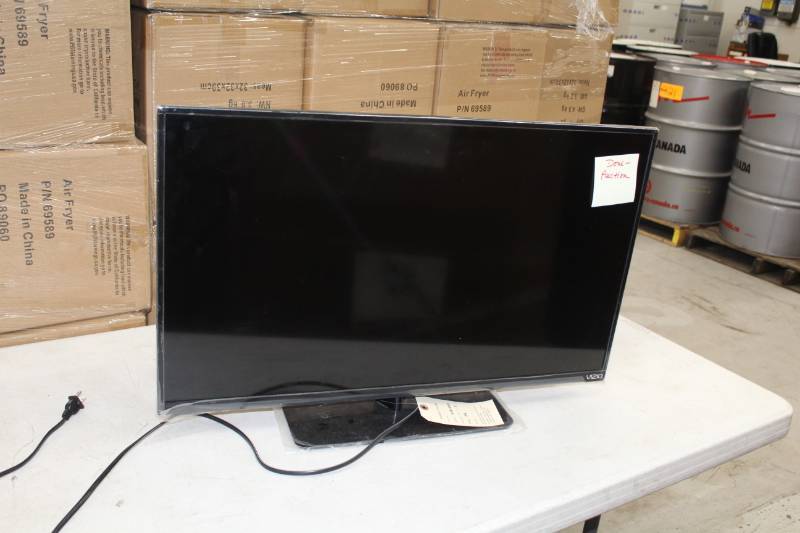 lot 74 image: Vizio 32in. TV