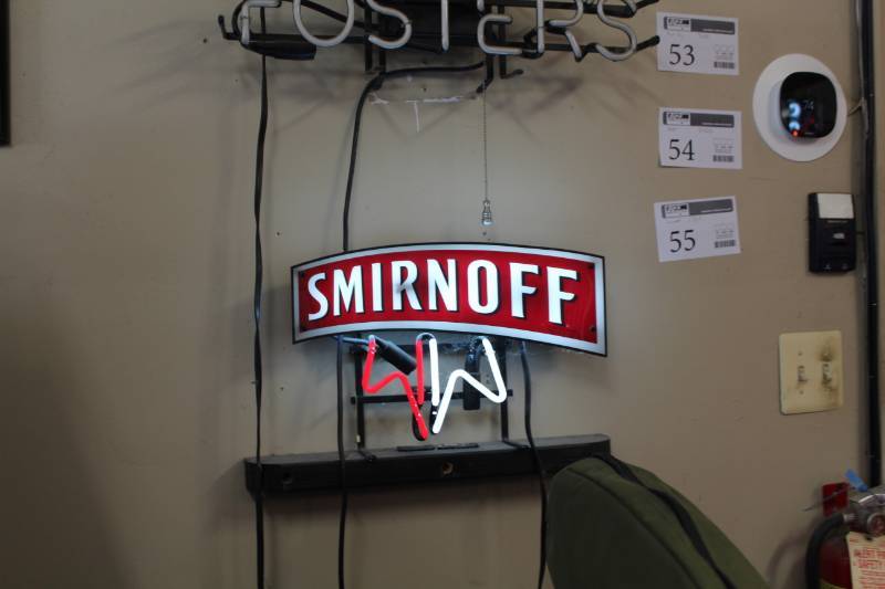 lot 5 image: Smirnoff Neon Light