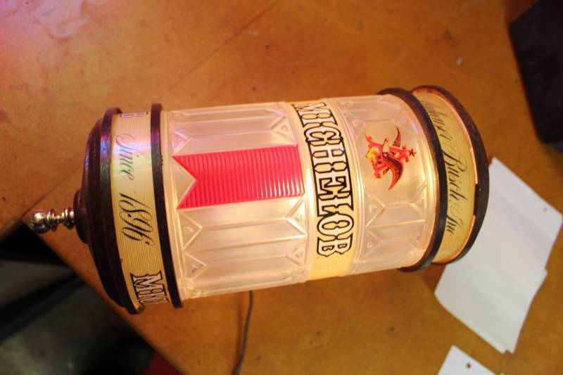 lot 16 image: Michelob Since 1906 Lighted Wall Dcor