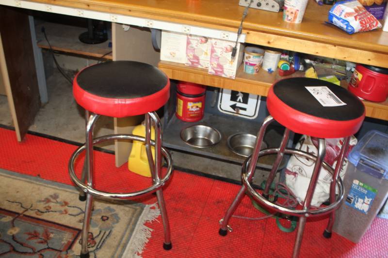 lot 49 image: Lot of (2) Padded Bar Stools Color RedBlack