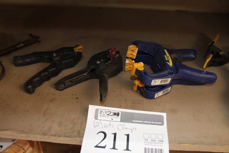 lot 211 image: Lot of (2) Irwin Quick-Grip Nylon Hand Clamps