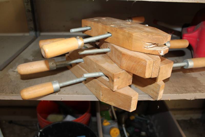 lot 213 image: Lot of (4) Wood Clamps