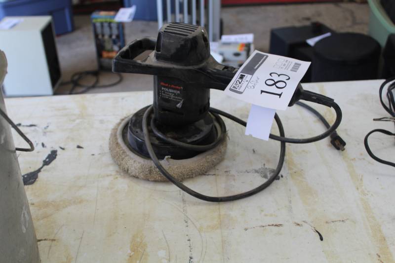 lot 183 image: Black&Decker 8in. Random Orbit Action Polisher