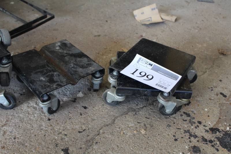 lot 199 image: Snowmobile dollies