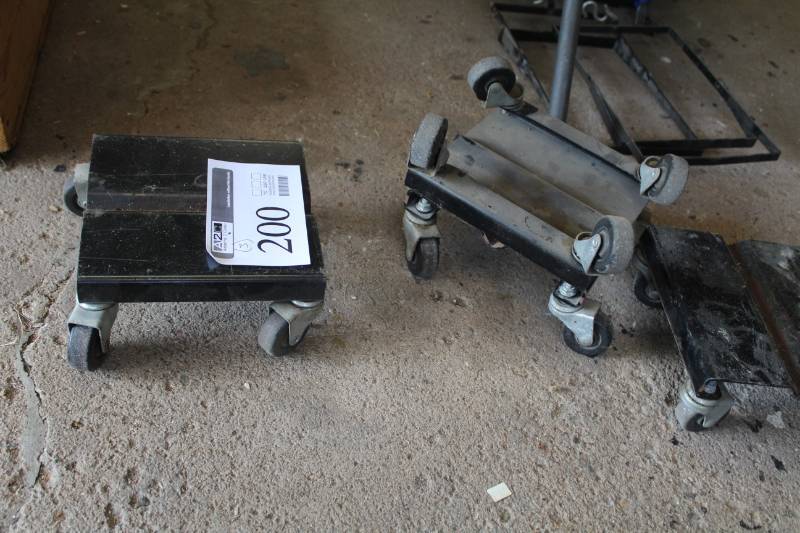 lot 200 image: Snowmobile dollies