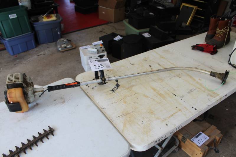 lot 235 image: Echo GT-2000 Gas Trimmer
