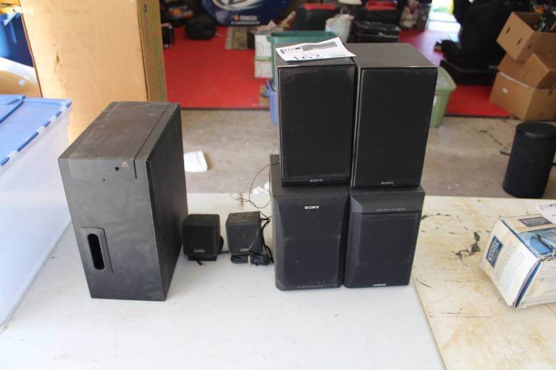 lot 162 image: Lot of (6) Stereo Speakers