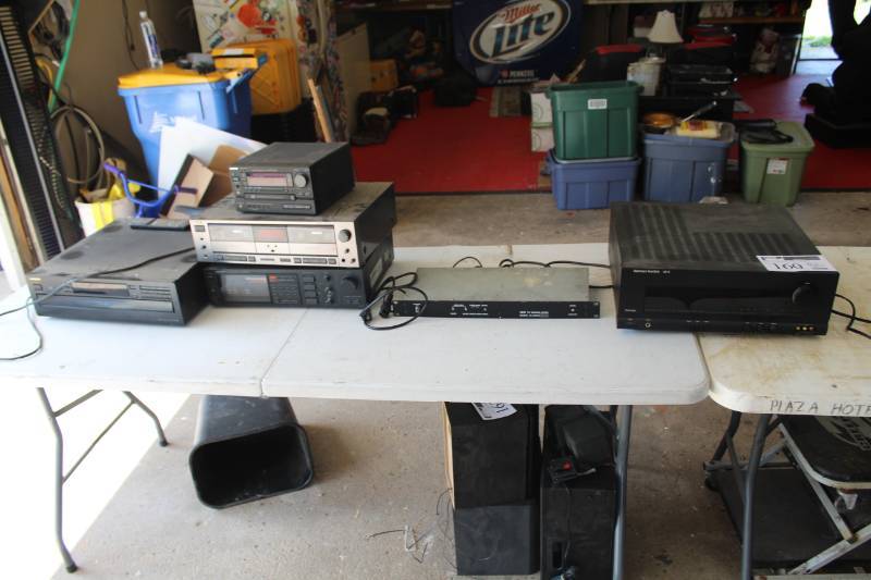 lot 160 image: Lot of (6) Stereo Equipment