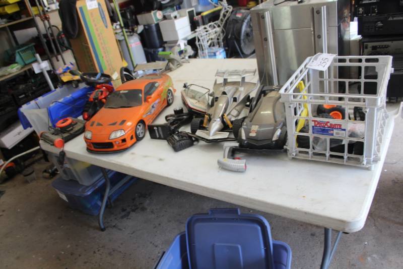 lot 255 image: Remote Control Cars
