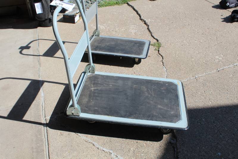 lot 308 image: Rolling Utility Flat Cart