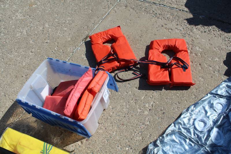 lot 267 image: Lot of (4) Near Shore Buoyant Vest Life Jackets