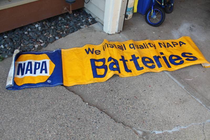 lot 315 image: NAPA Batteries Vinyl Wall Banner