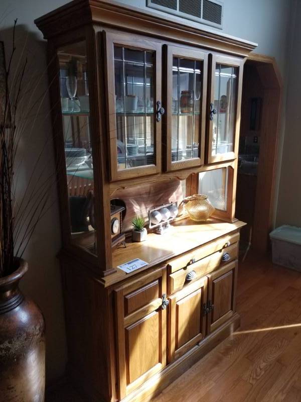 lot 127 image: Wood Hutch with Touch Lighting