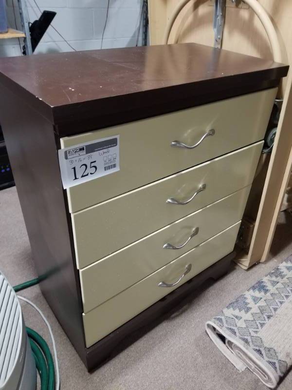 lot 125 image: Wood Dresser with 4-Drawers