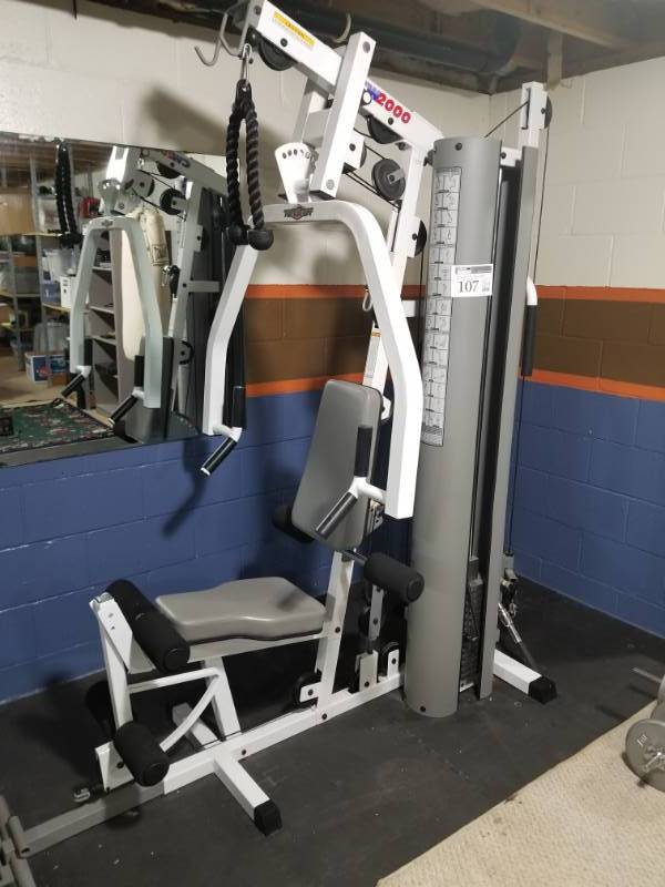 lot 107 image: Tuff Stuff CW-2000 Home Gym