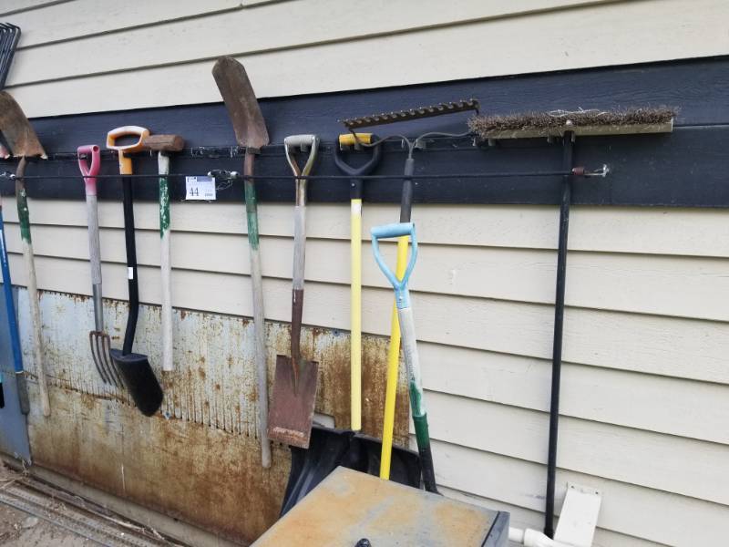lot 92 image: Push Broom, Garden Rake, Pitch Fork, Spade, Shovel, Garden Tools