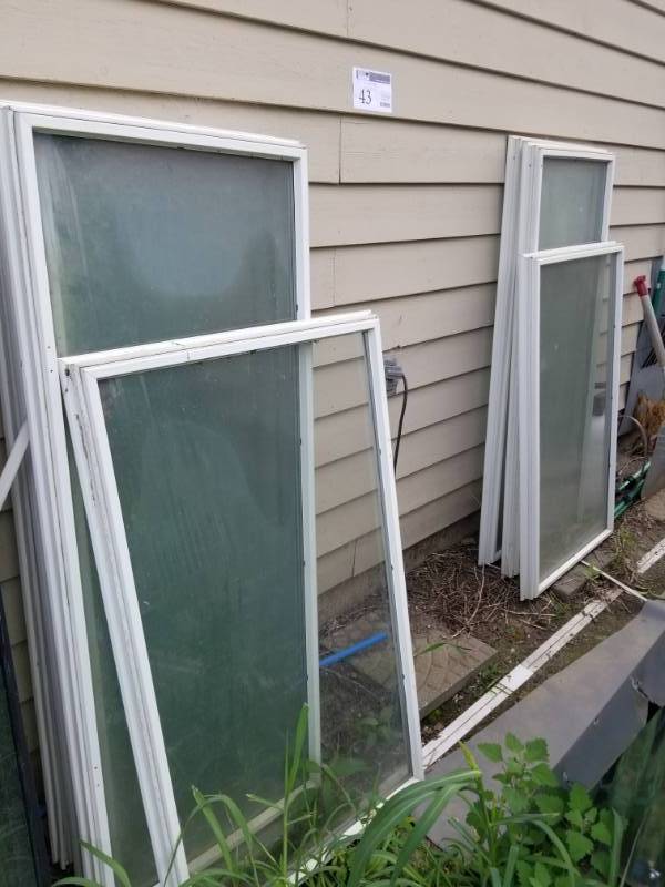 lot 91 image: Lot of (8) Outdoor House Windows