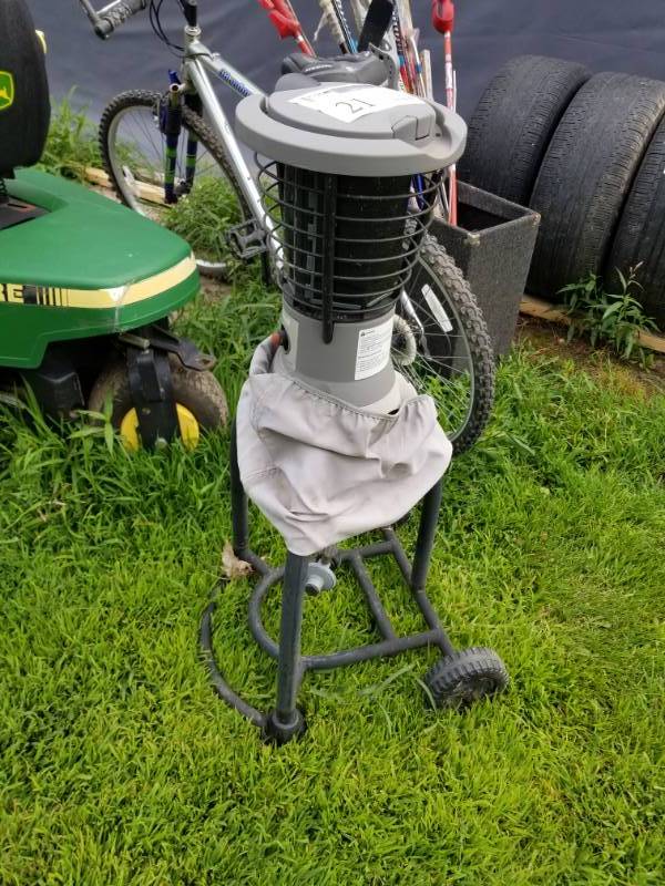 lot 70 image: Coleman Propane Bug Zapper