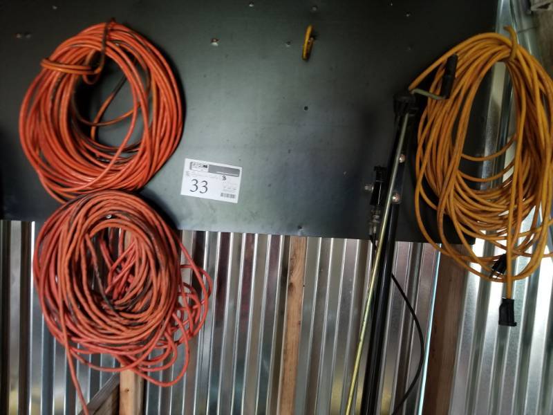lot 82 image: Extension Cords