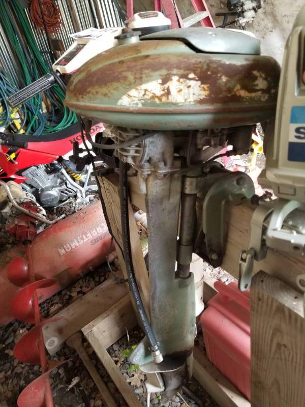 lot 60 image: Firestone Outboard Boat Motor