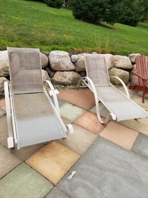 lot 135 image: Lot of (2) Patio Lounge Chairs