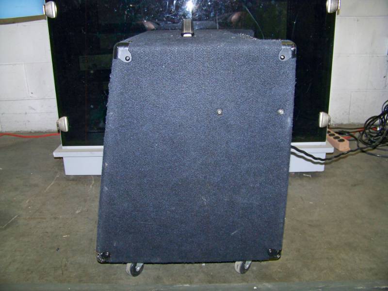 lot 22 image: Roland, KC-500, Stereo Mixing Keyboard Amplifier  Amp