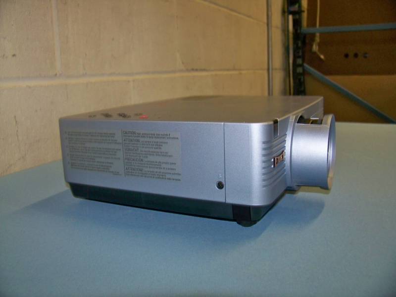 lot 10 image: EIKI, LC-XB100A, LCD Projector