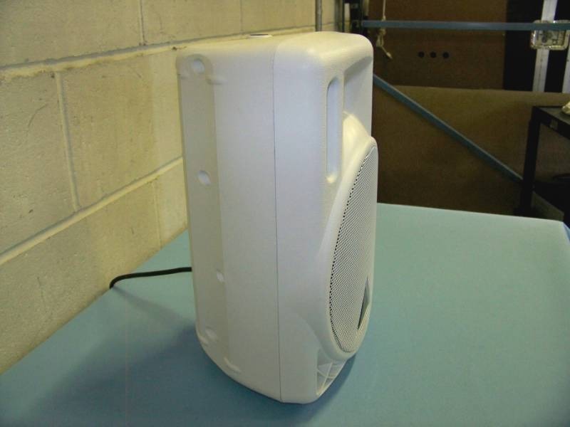lot 15 image: Behringer, Eurolive B208D, 220W, 2-Way, PA Speaker System with 8 Woofer