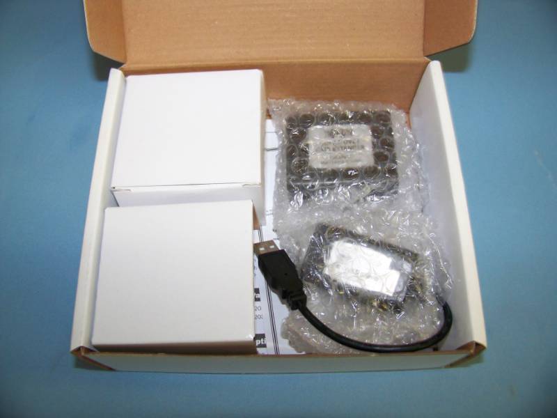 lot 98 image: Tripp-Lite, 4-Port USB 2.0 Over Cat5 Plug-and-Play Extender Hub - NEW in Original, Open Box