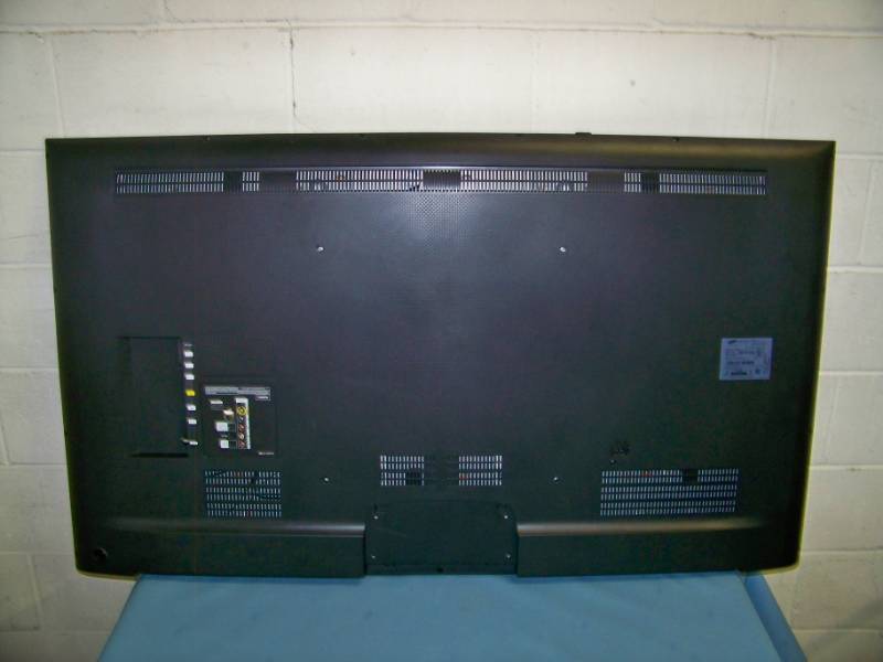 lot 1 image: 60, Samsung, LED, SMART HDTV (1080p) with Remote Control