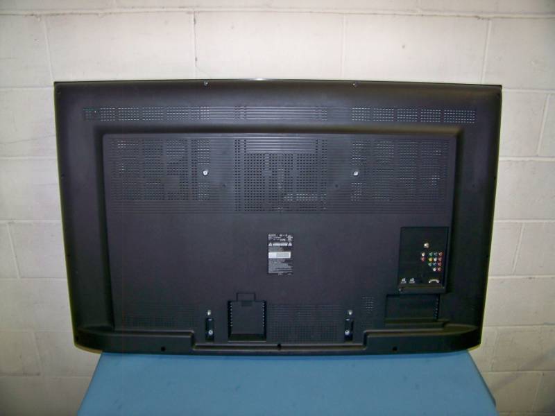lot 3 image: 52, Sharp, Aquos, LCD, High-Definition (1080p) Television  HDTV with Remote Control