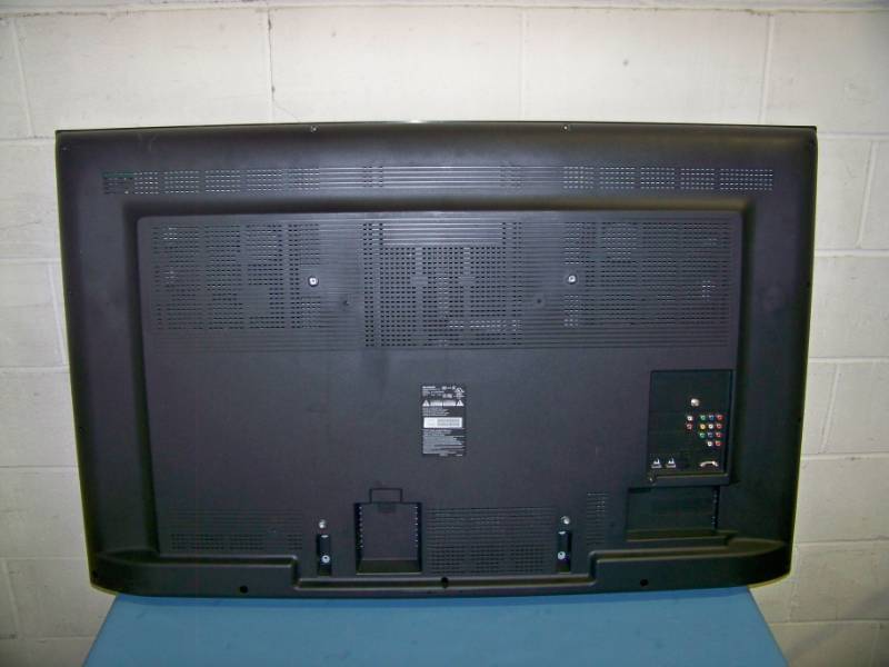 lot 4 image: 52, Sharp, Aquos, LCD, High-Definition (1080p) Television  HDTV with Remote Control