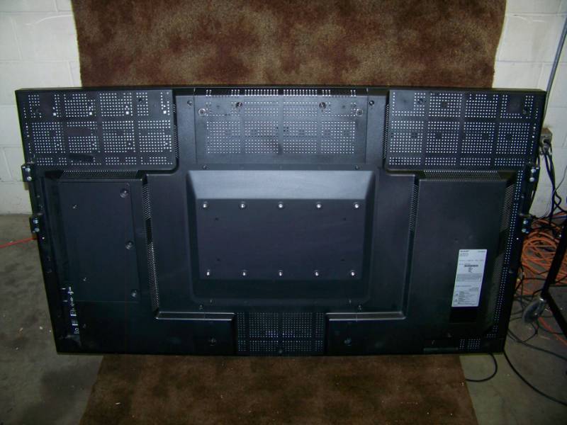 lot 2 image: 60, Sharp, Commercial, LED Backlight, LCD Monitor  Display with Digital Signage Capabilities and Remote Control