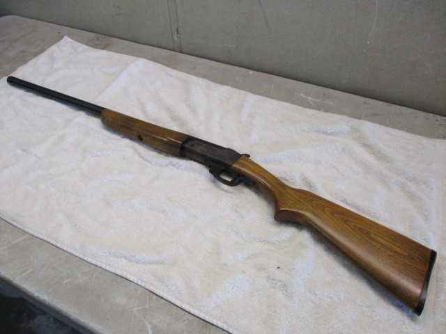 lot 9 image: Stevens Shotgun