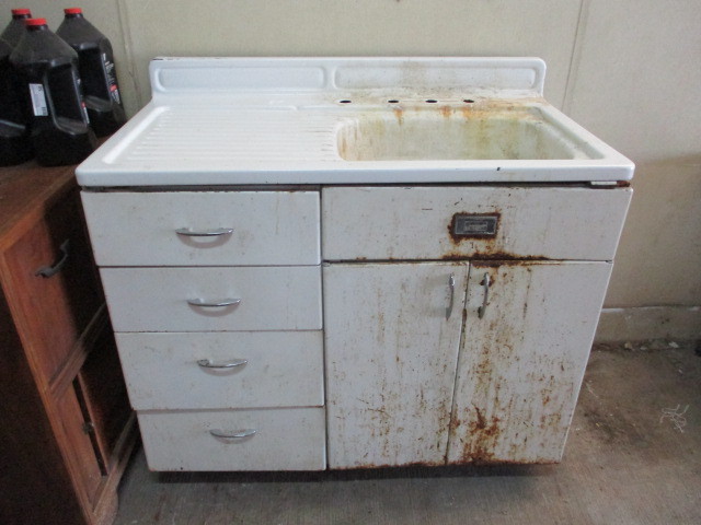 lot 17 image: Montgomery Wards Antique Kitchen Cabinet