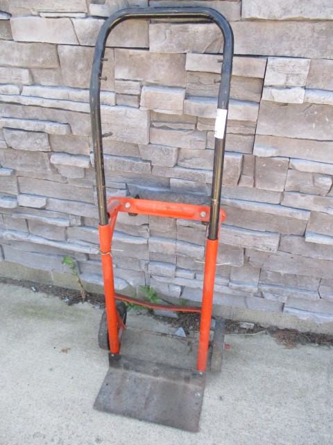 lot 52 image: Cart