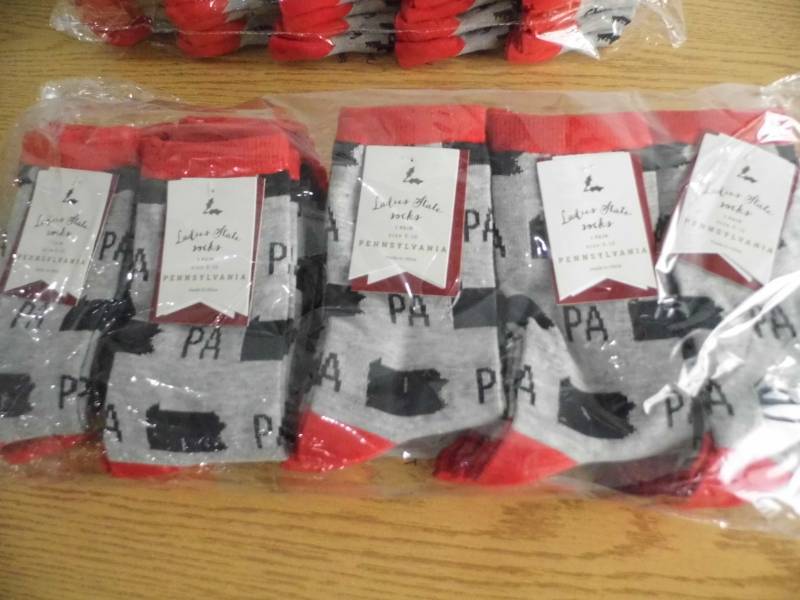 Lot of 30 Pr State Socks
